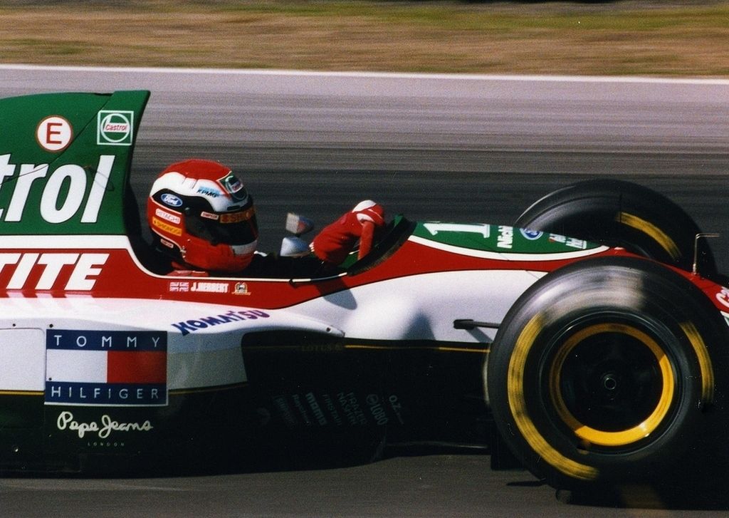 Herbert%20Lotus_zpsgjzvqvrd.jpg?t=144688