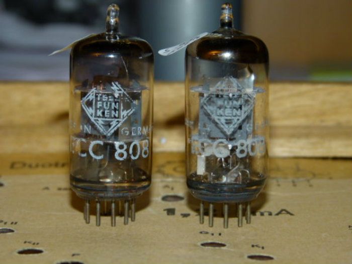 Ampli đèn ecc 83 el34 300b kt88 6922 12AUX ... nhập từ đức Ampli đèn ecc 83 el34 300b kt88 6922 12AUX ... nhập từ đức