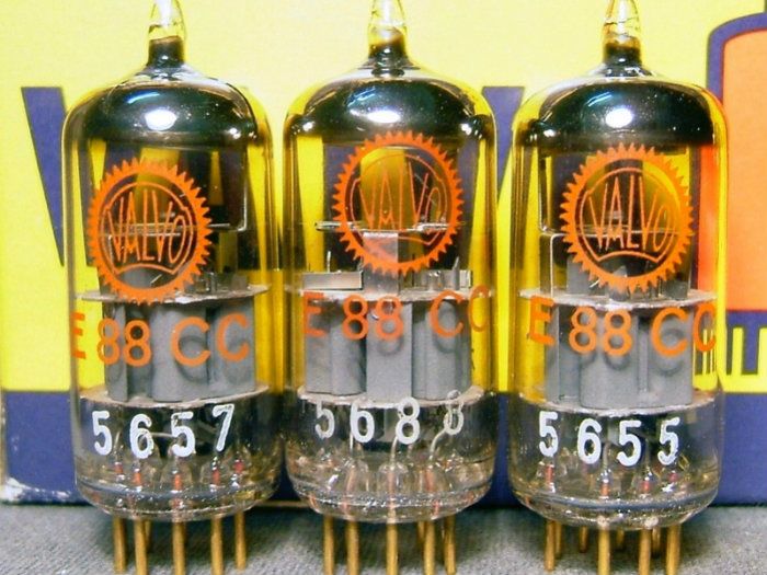 Ampli đèn ecc 83 el34 300b kt88 6922 12AUX ... nhập từ đức Ampli đèn ecc 83 el34 300b kt88 6922 12AUX ... nhập từ đức