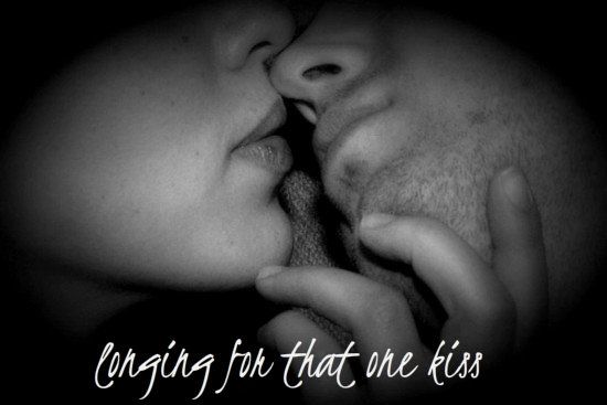 -romantic--Love--kiss--romance--Couple--erotic--Couples--erotik--erotisch--PARY--Liebe--para--paar--my-album--b--w--romantic-couple--kiss-1.jpg